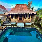 Pradnya Villa By Prasi