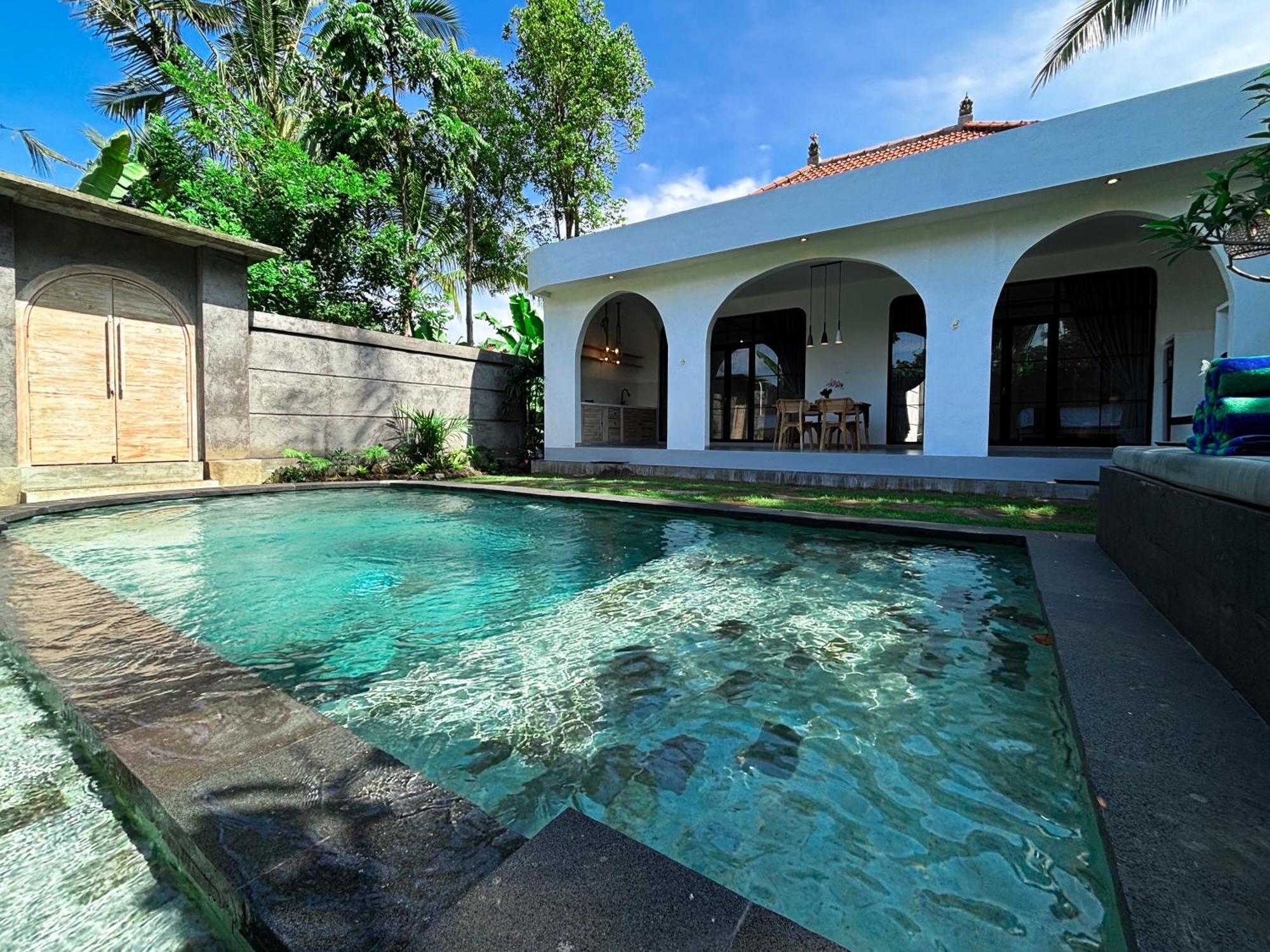 Pradnya By Prasi Villa *